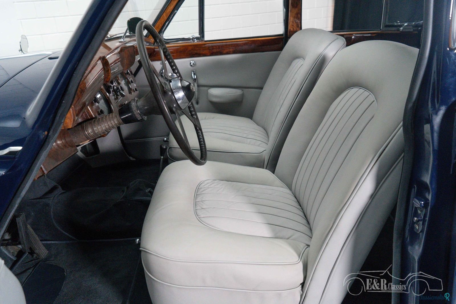 1955' Jaguar Mk7 photo #5