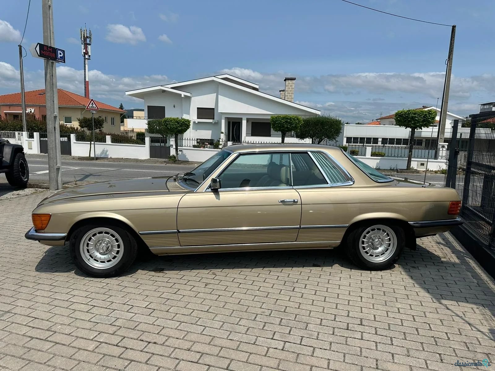 1975' Mercedes-Benz 280 photo #5