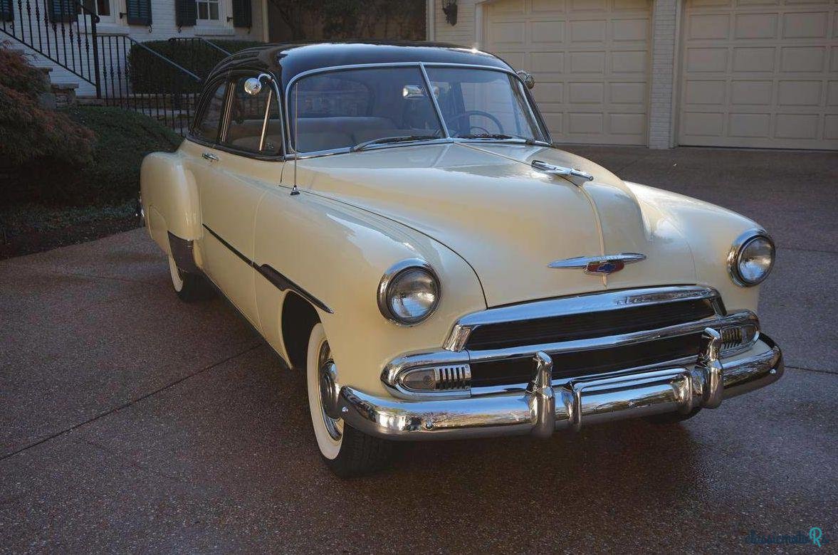 1951' Chevrolet Styleline photo #3