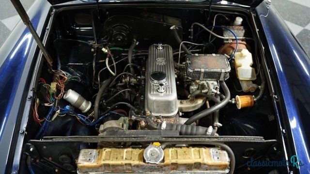 1976' MG MGB photo #3