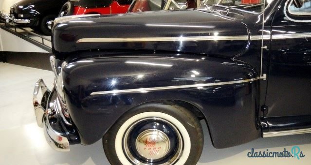 1947' Ford V8-Berline photo #6