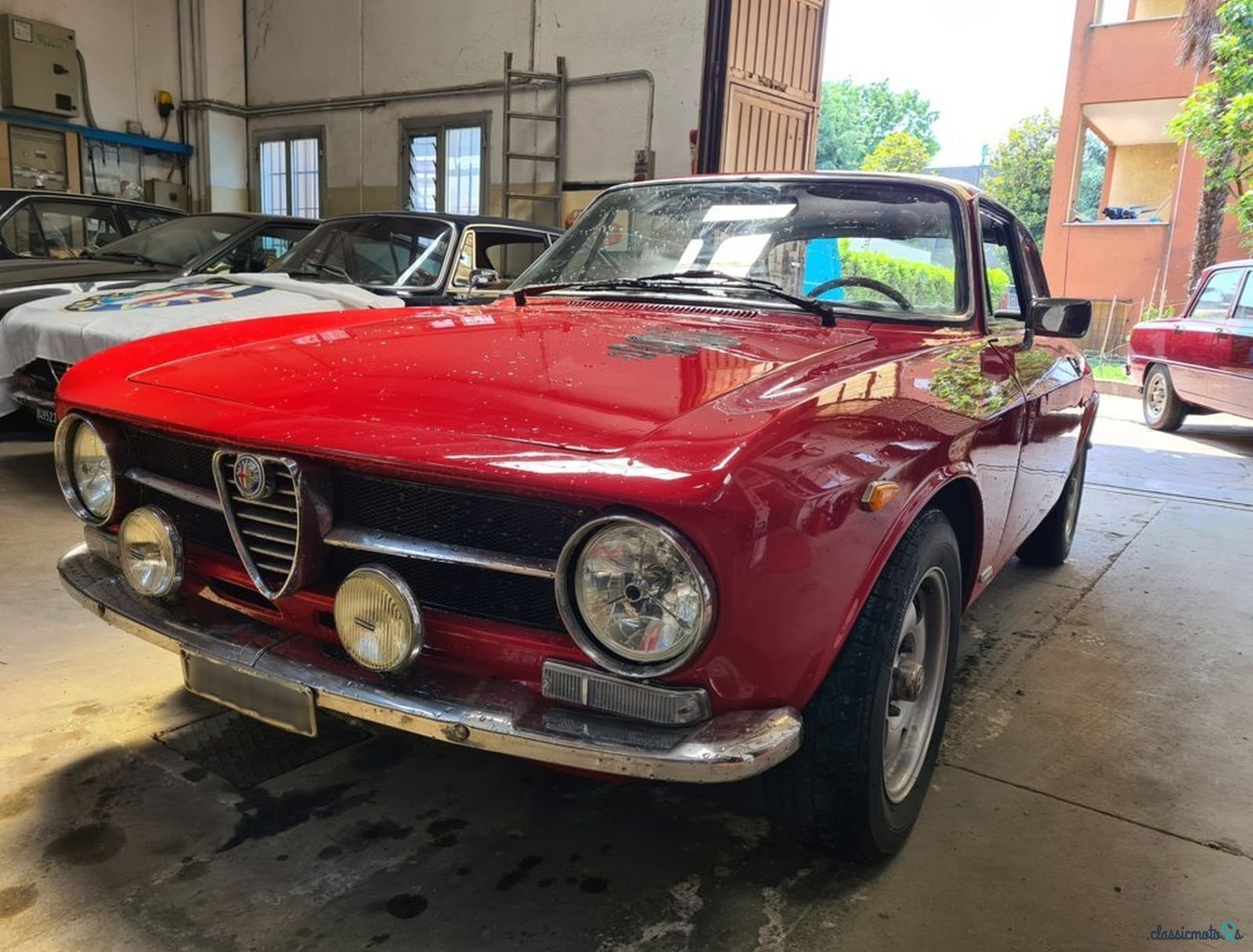 1971' Alfa Romeo GT photo #1