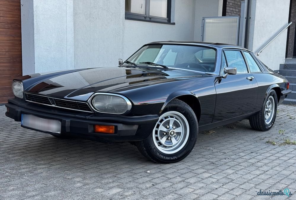 1976' Jaguar XJS photo #1