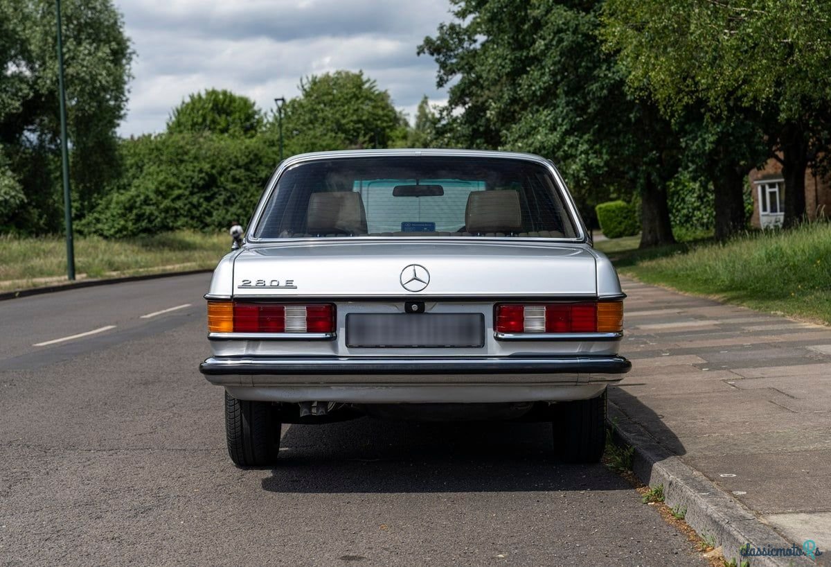 1981' Mercedes-Benz 280 photo #6