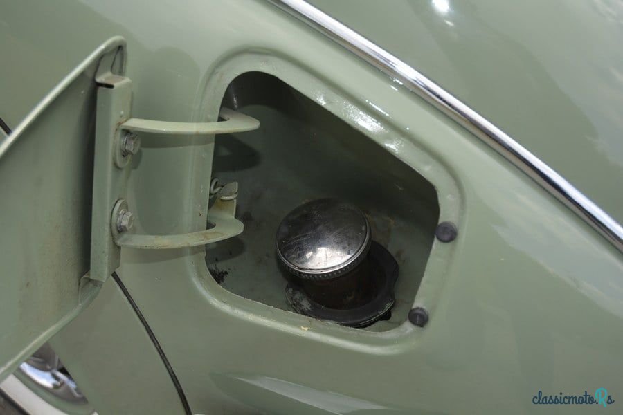 1967' Jaguar Mark 2 photo #6