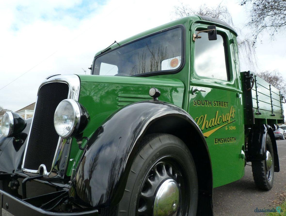 1939' Morris 10 Cwt Drop Side Truck photo #1