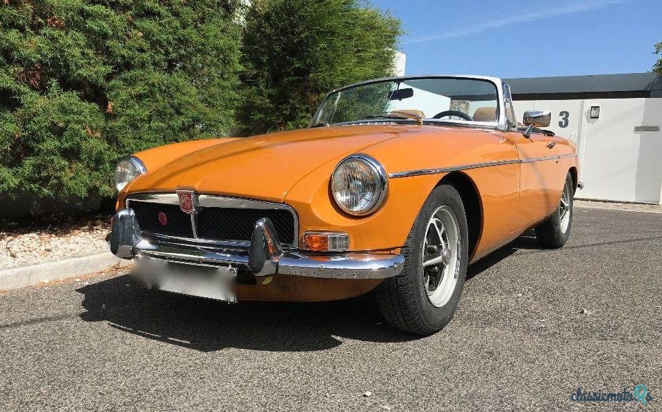 1974' MG MGB Roadster photo #1