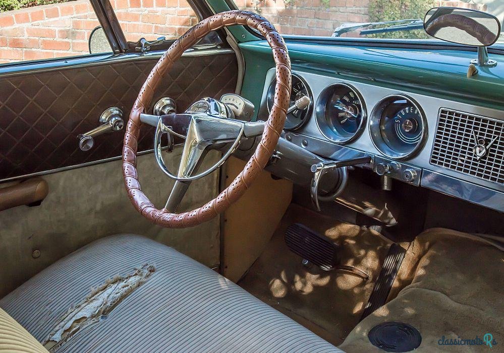 1952' Studebaker Commander photo #4
