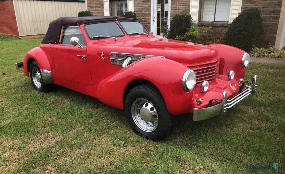 1937' Cord 812 Replica photo #1