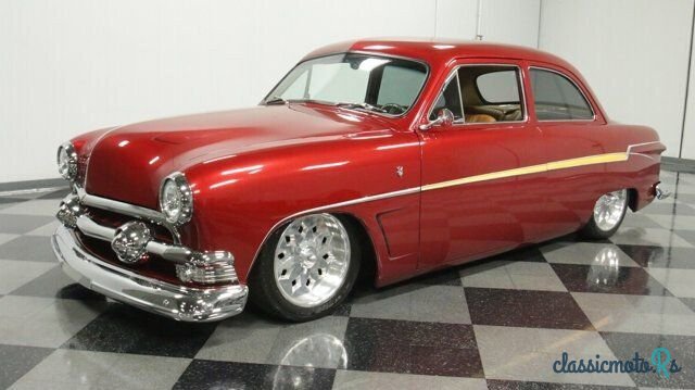 1951' Ford Deluxe photo #4