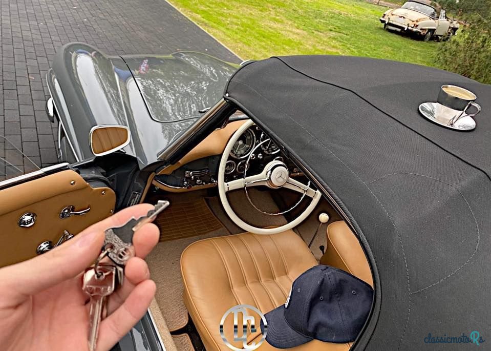 1961' Mercedes-Benz W121 photo #2