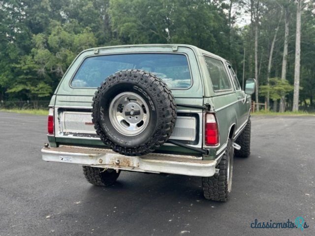 1977' Dodge Ramcharger photo #4