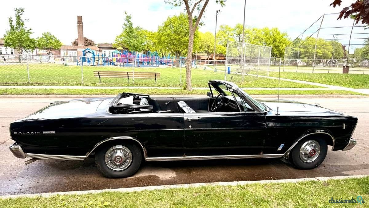 1966' Ford Galaxie photo #2