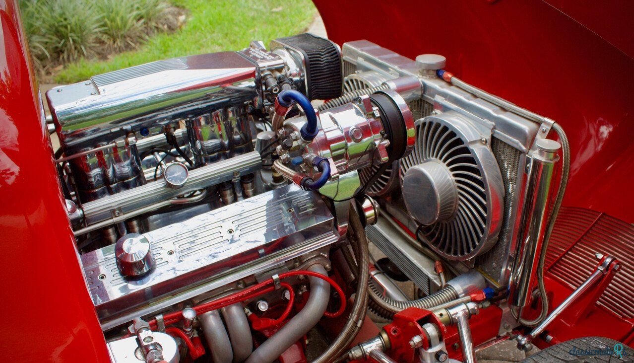 1941' Chevrolet Special Deluxe photo #2