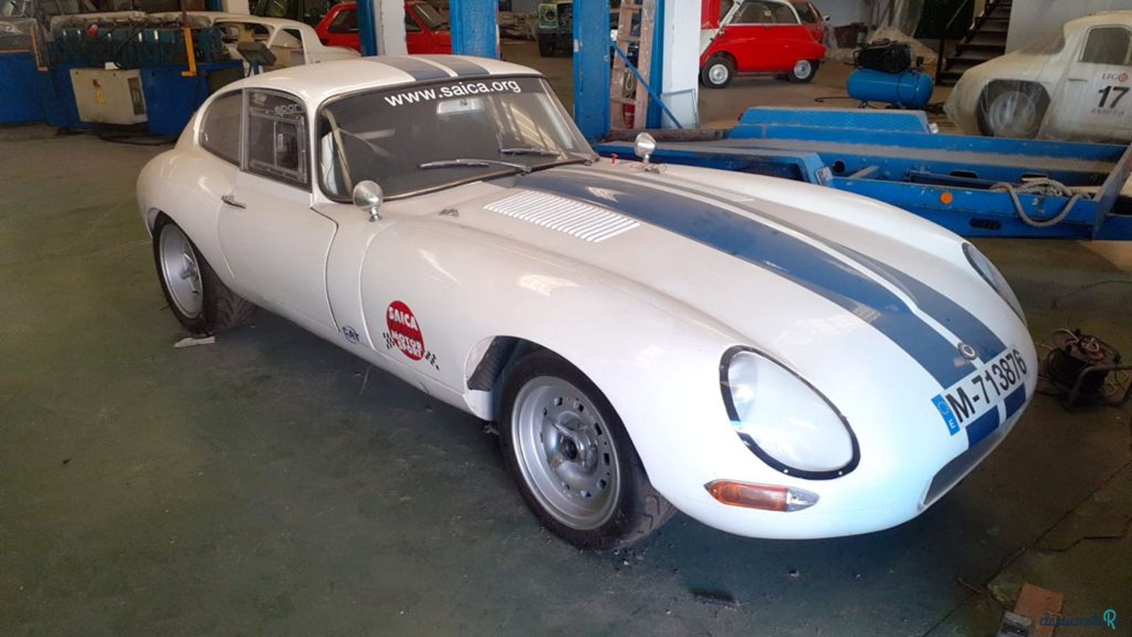 1965' Jaguar E-Type photo #1