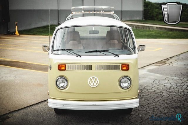 1975' Volkswagen Vans photo #3