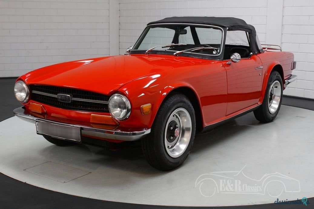 1970' Triumph TR6 photo #5