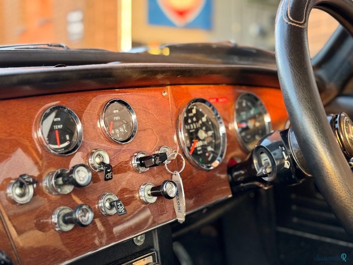 1968' Triumph GT6 photo #6