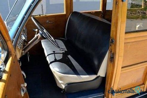 1947' Ford Woody Wagon photo #3