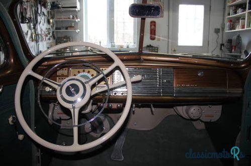 1940' Dodge 4 Doors Sedan photo #3