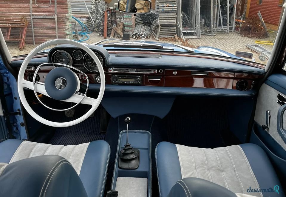 1970' Mercedes-Benz photo #2