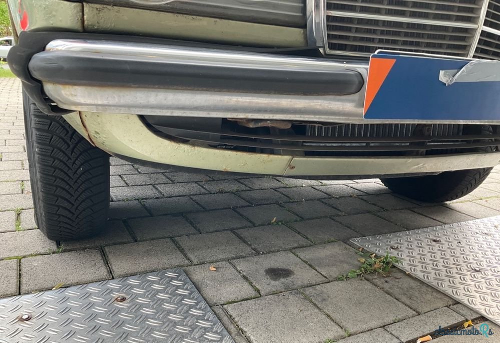 1976' Mercedes-Benz W123 photo #4