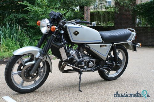 1979' Silk 700S photo #1