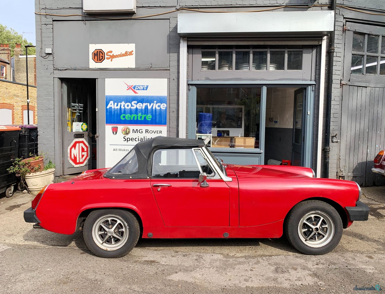 1976' MG Midget 1500 photo #1