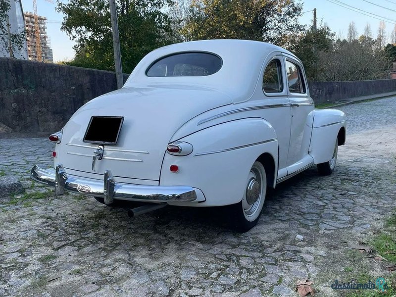 1948' Ford Super De Luxe Coupe V8 100Cv photo #4