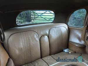 1953' MG Yb Saloon photo #6