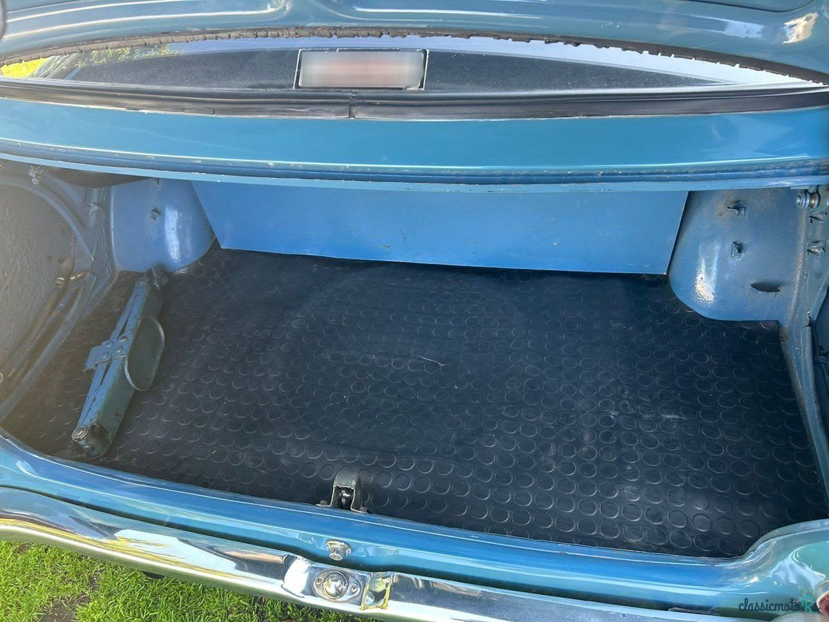 1971' Mitsubishi Colt photo #4