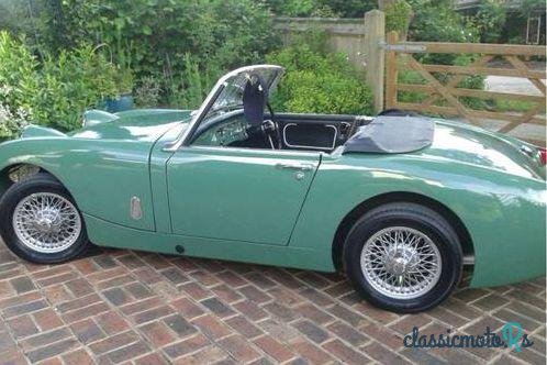 1967' MG Midget photo #5