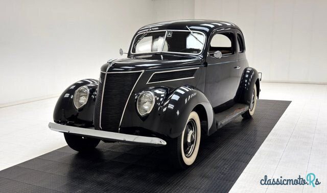 1937' Ford Deluxe photo #1