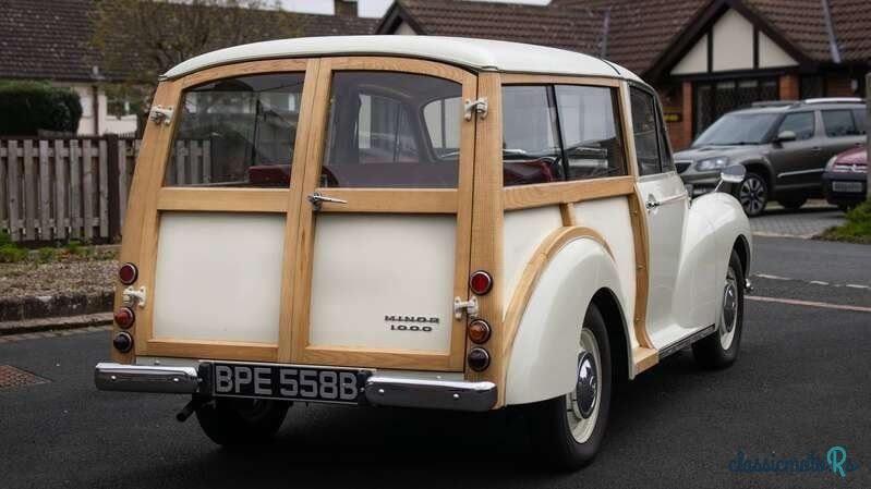 1964' Morris Traveller photo #5