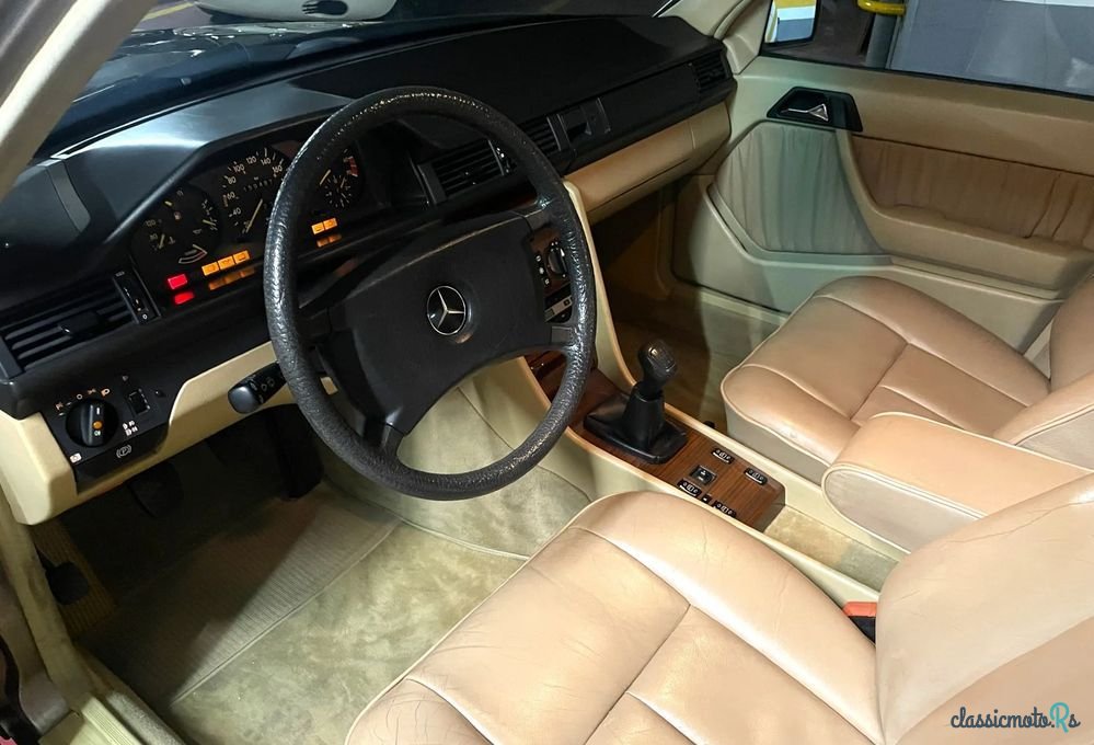 1987' Mercedes-Benz 230 E photo #6