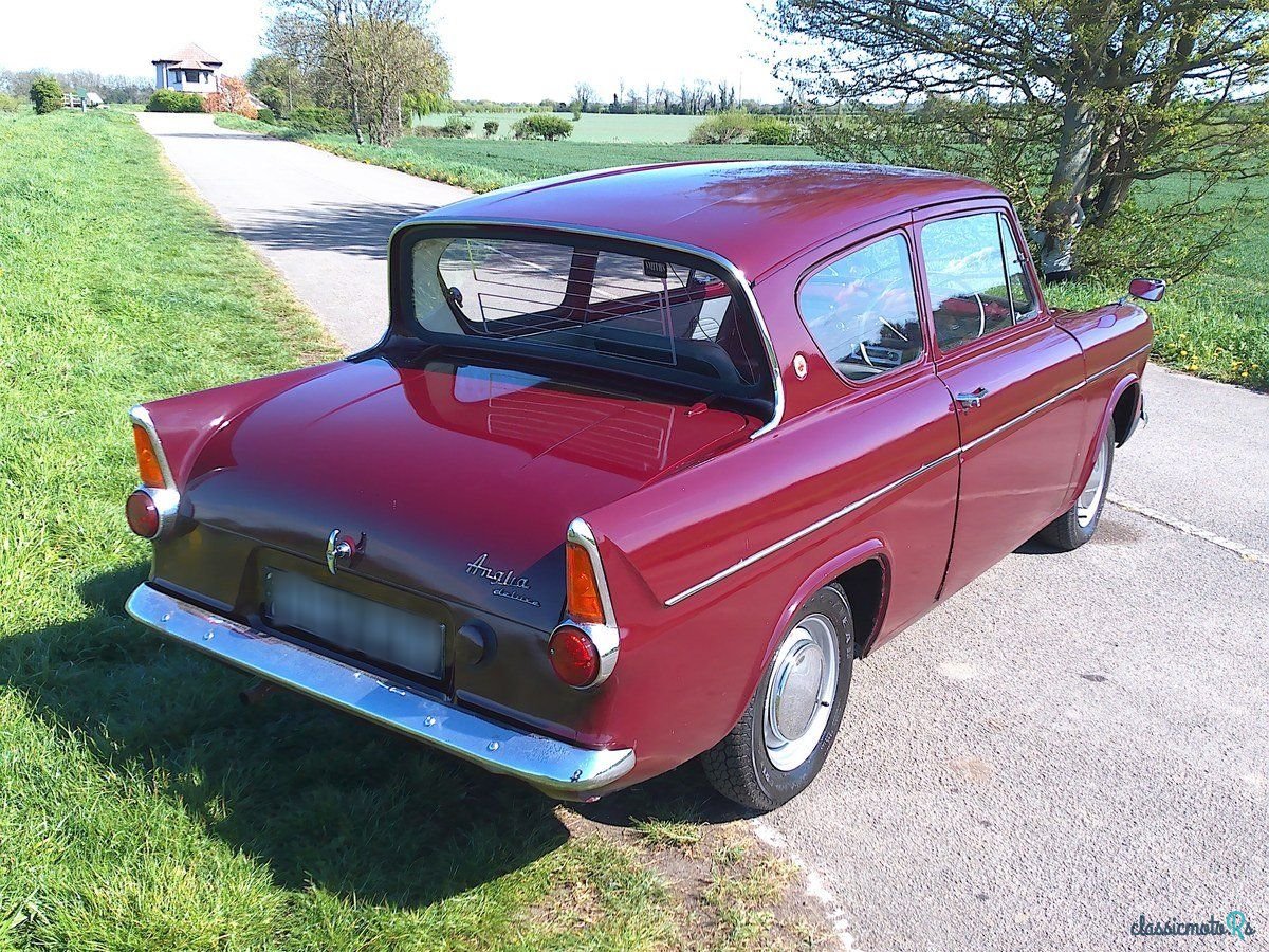 1962' Ford Anglia photo #5
