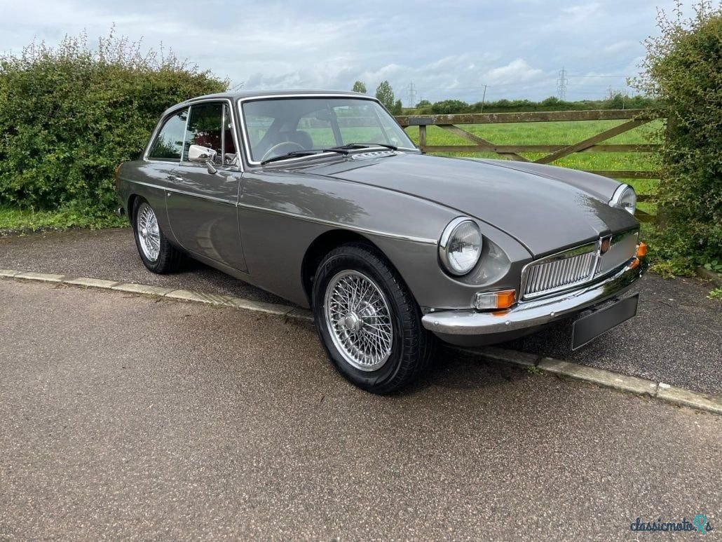 1967' MG MGB photo #1