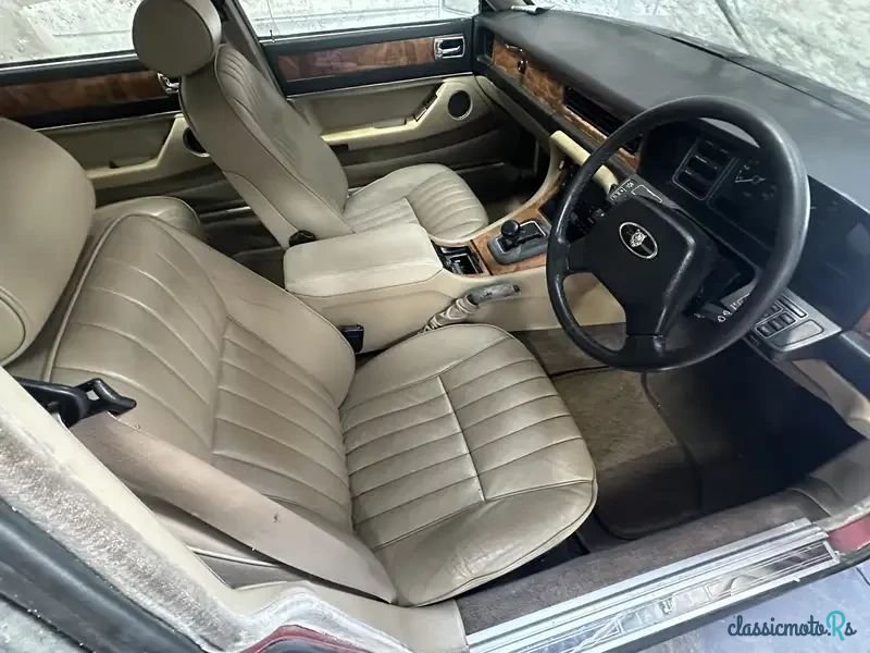 1988' Jaguar XJ photo #2
