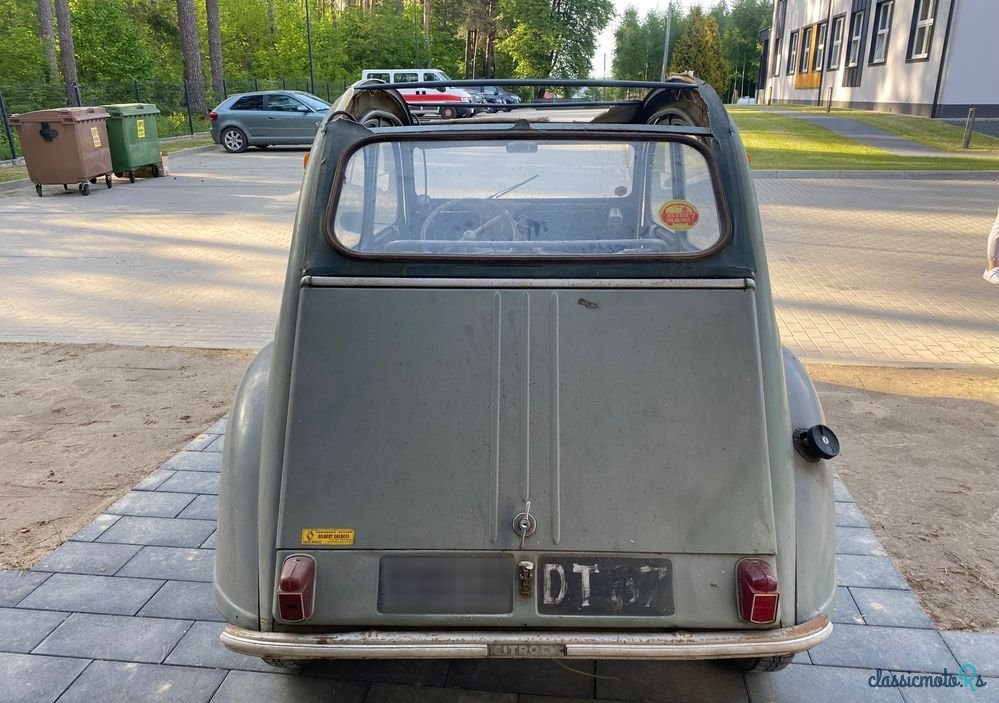 1961' Citroen 2 Cv photo #5