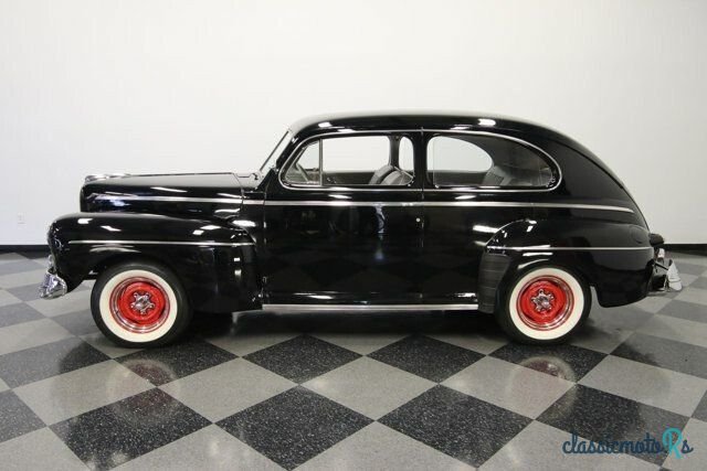 1946' Ford photo #1