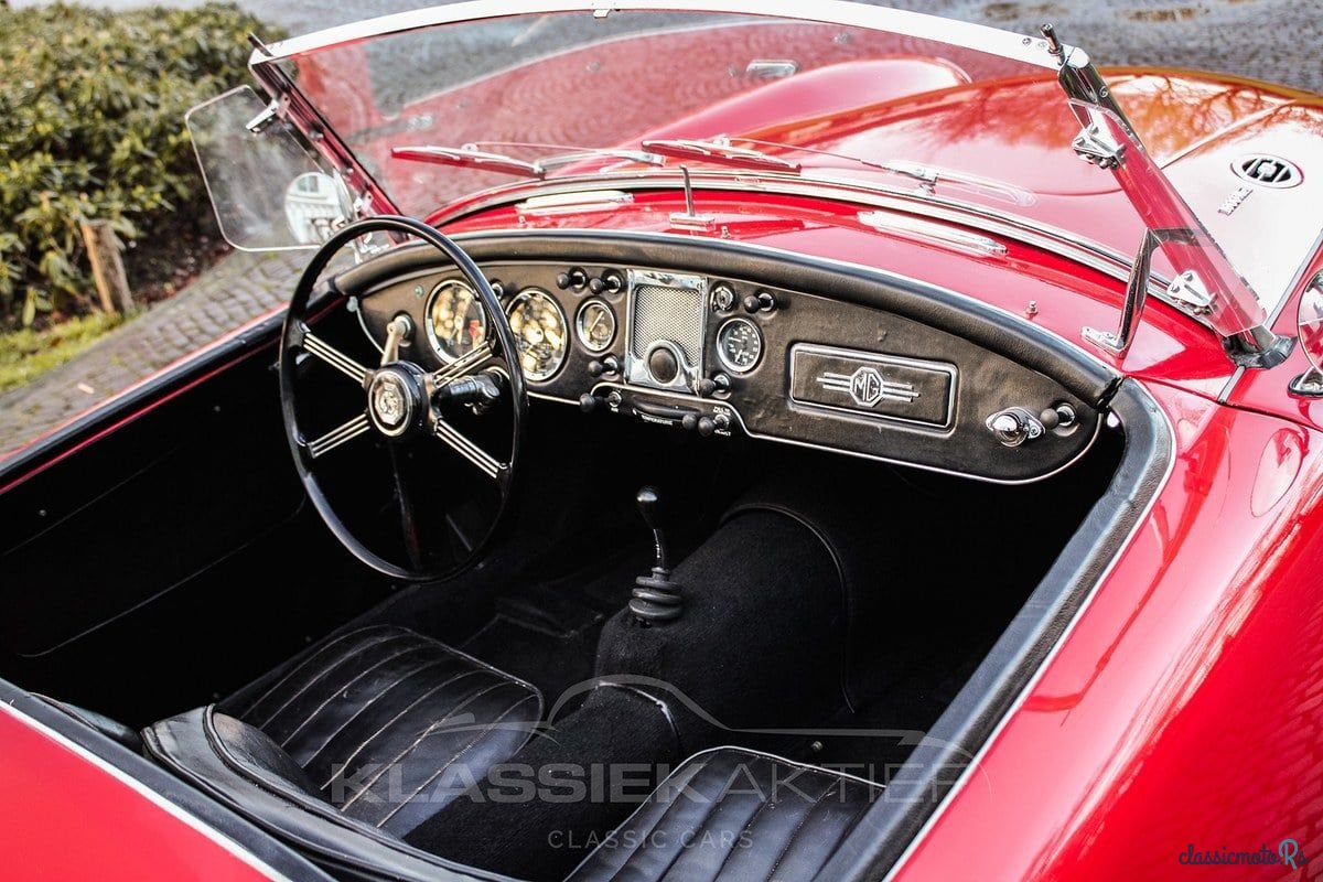 1958' MG MGA photo #4