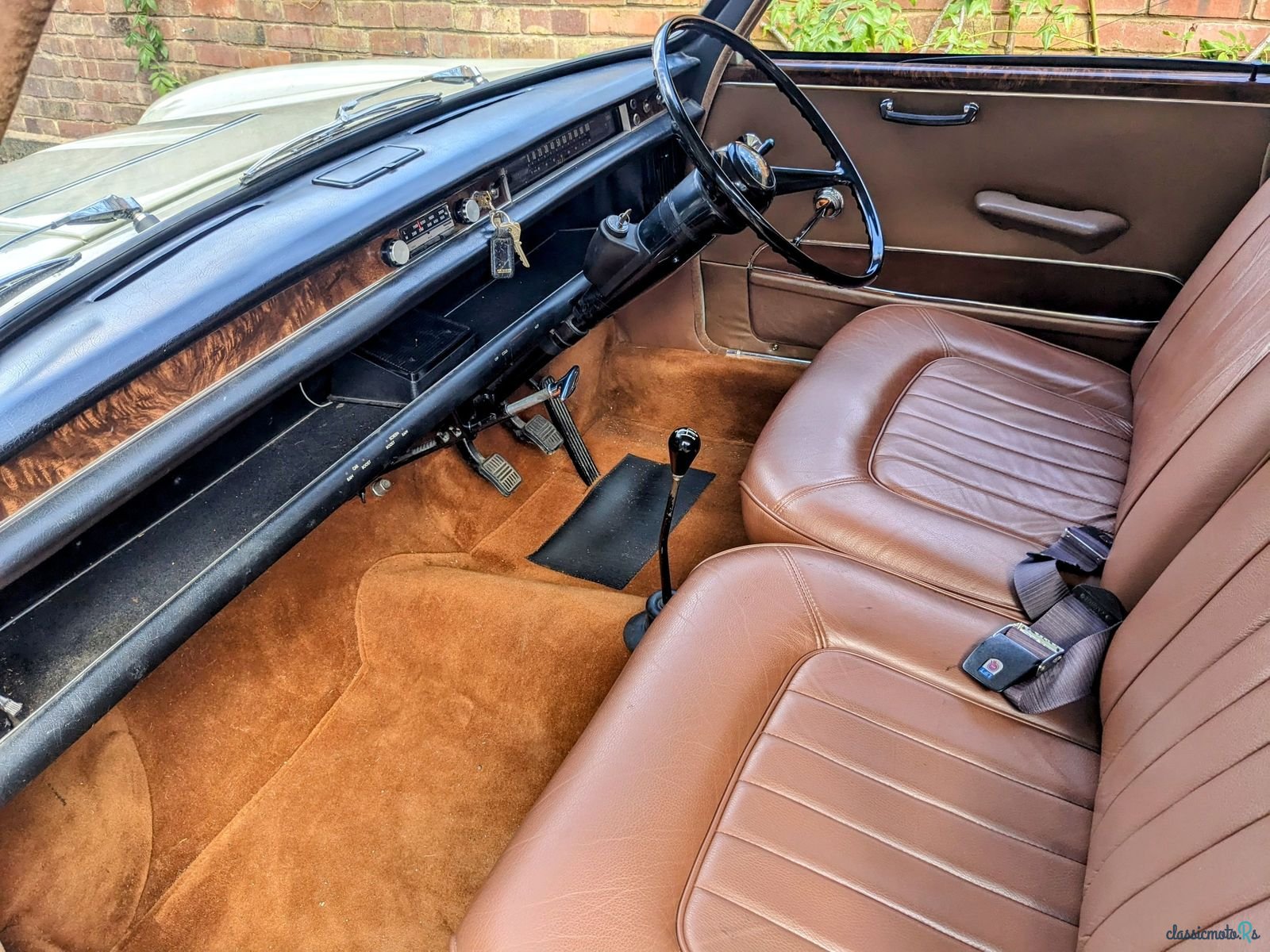 1964' Austin photo #5