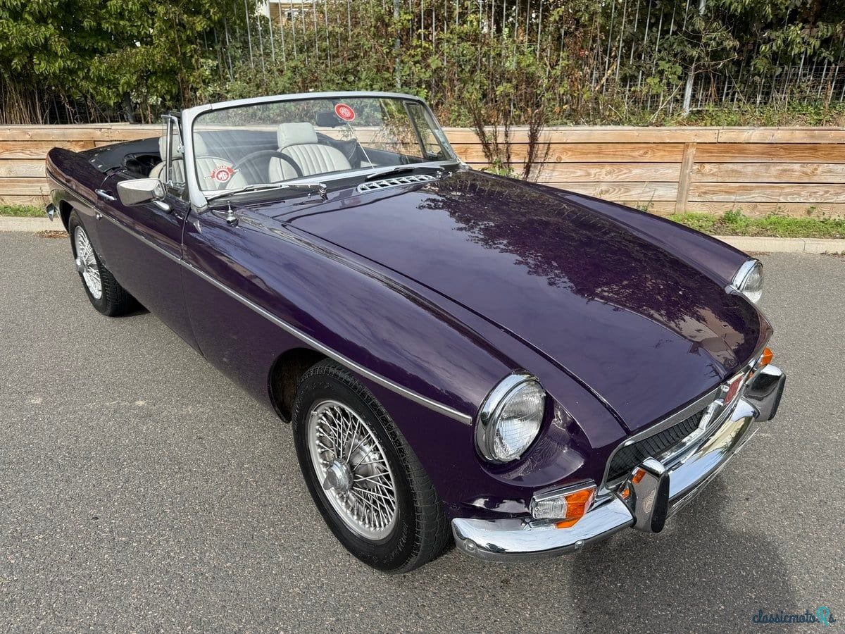 1972' MG Roadster photo #4