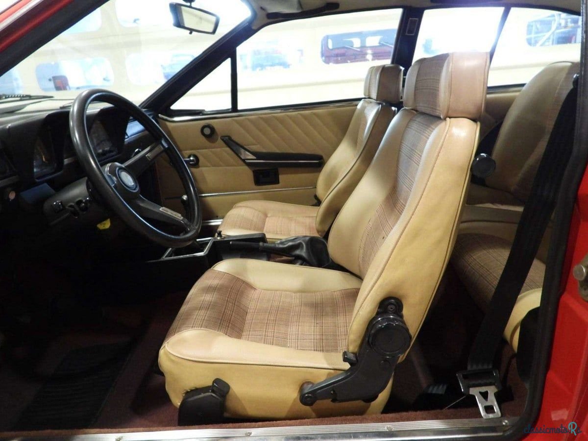 1977' Alfa Romeo Alfetta photo #6