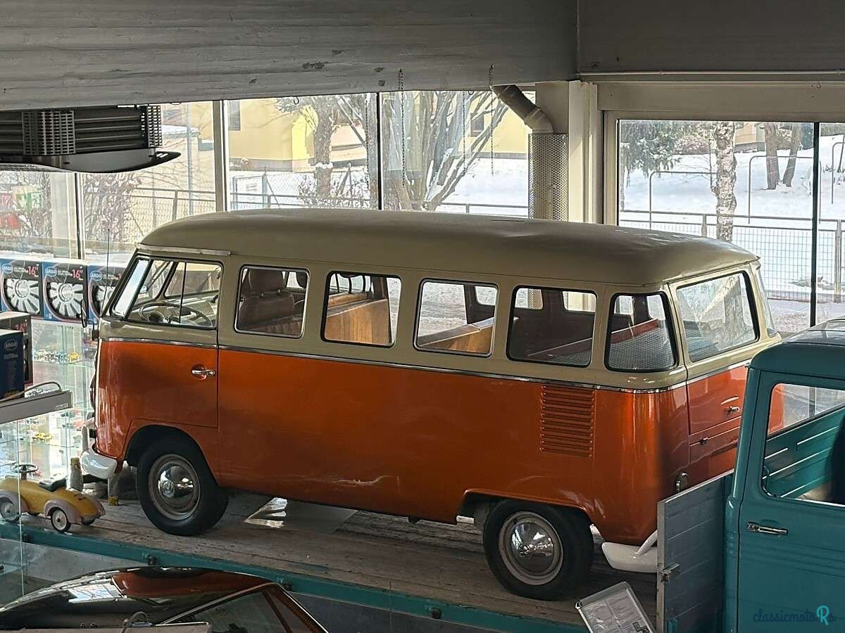 1975' Volkswagen T1 photo #3