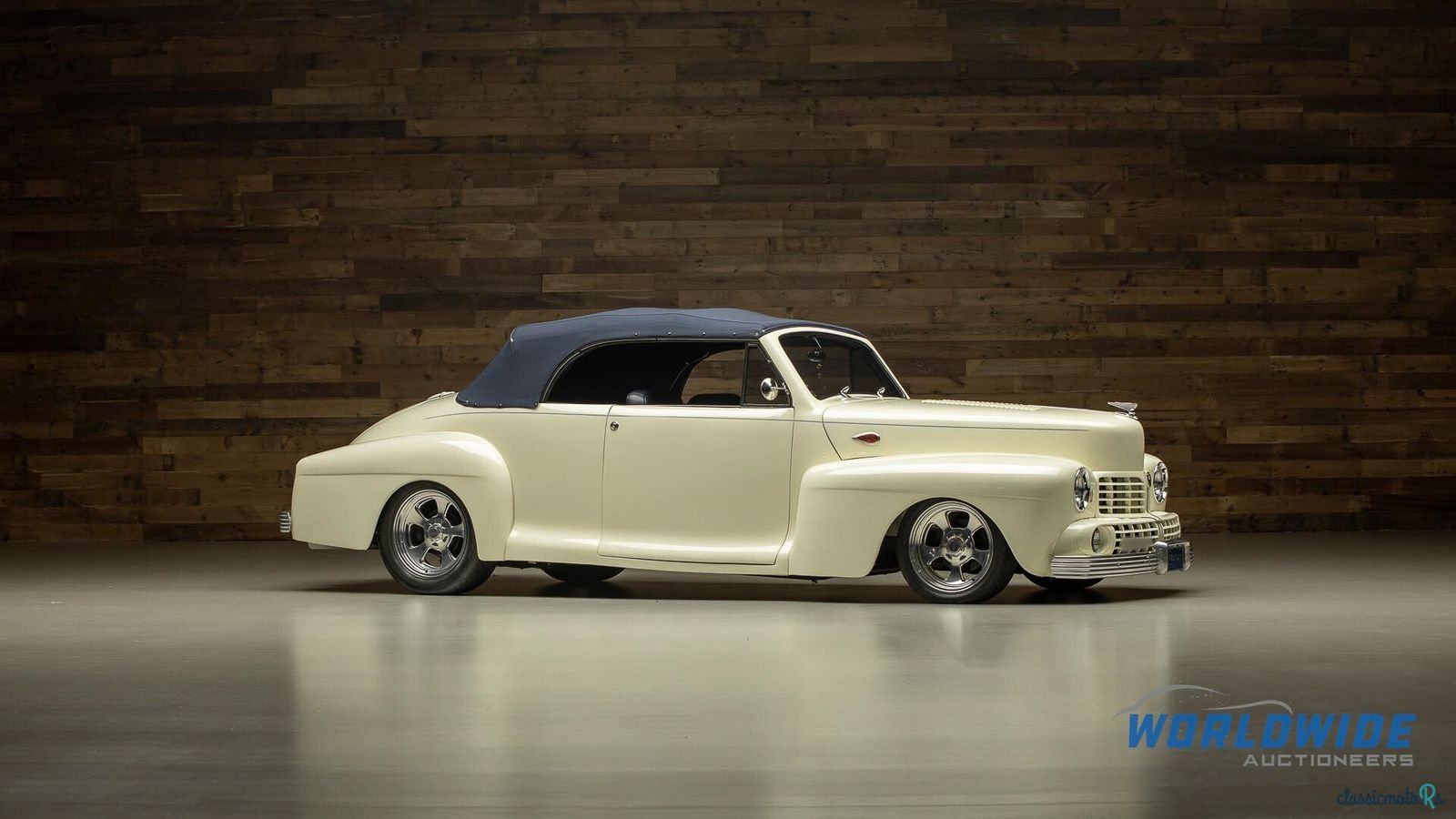1946' Lincoln Zephyr photo #2