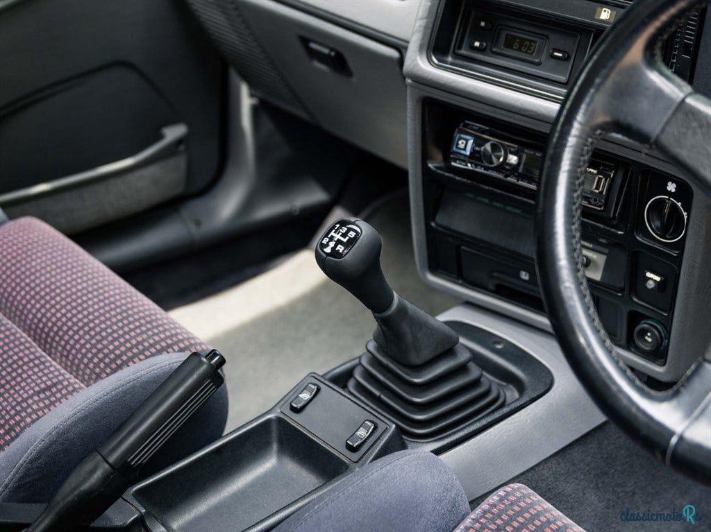 1986' Ford Sierra photo #4
