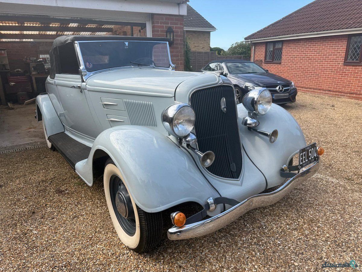1938' Chrysler New Yorker photo #3