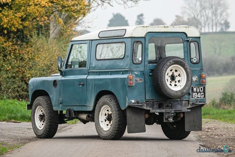 1968' Land Rover 88 photo #4