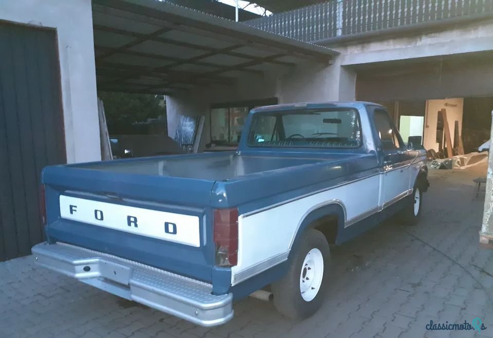 1980' Ford F-150 photo #3